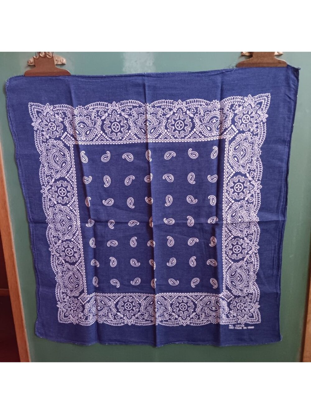 21x21 Vintage Navy Blue Paisley Bandana Hanky Scarf All Cotton Fast Color 13960